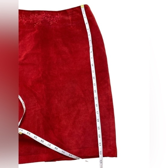 Vintage Danier - Embroidered leather skirt - Picture 12 of 12